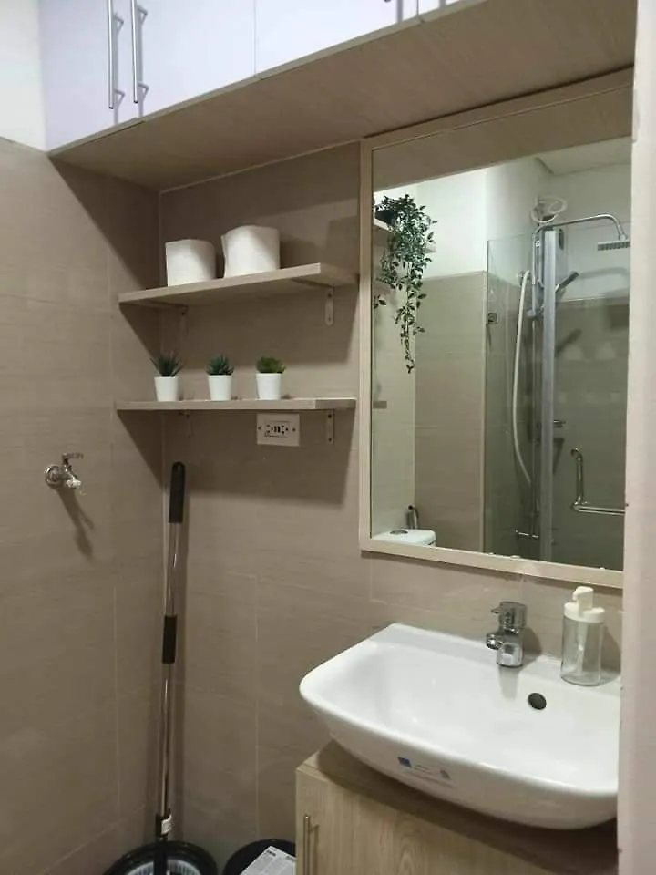 Shore Residence Tower D Moa Ecom View Cozy Bedroom マニラ市